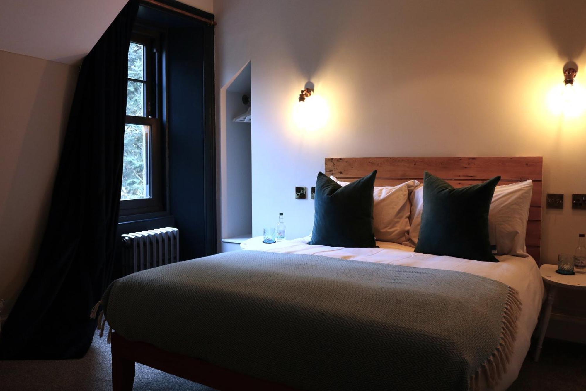 Suie Hunting Hotel